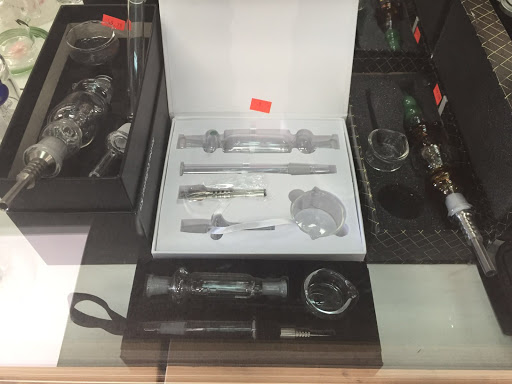 Tobacco Shop «Fontana Smoke Shop», reviews and photos, 9810 Sierra Ave A2, Fontana, CA 92335, USA