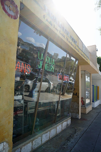 Jeweler «La Jolla Jewelry & Loan», reviews and photos, 8246 California Route 2, West Hollywood, CA 90046, USA