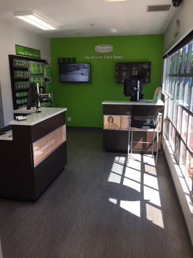 Extra Space Storage image