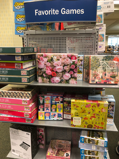 Book Store «Barnes & Noble», reviews and photos, 100 Greyrock Pl, Stamford, CT 06901, USA