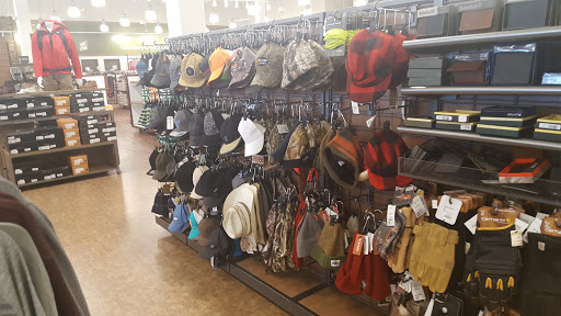 Outdoor Sports Store «Sierra Trading Post», reviews and photos, 5916 Barnes Rd, Colorado Springs, CO 80922, USA