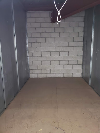 Self-Storage Facility «Pouch Self Storage», reviews and photos, 25301 Trabuco Rd, Lake Forest, CA 92630, USA