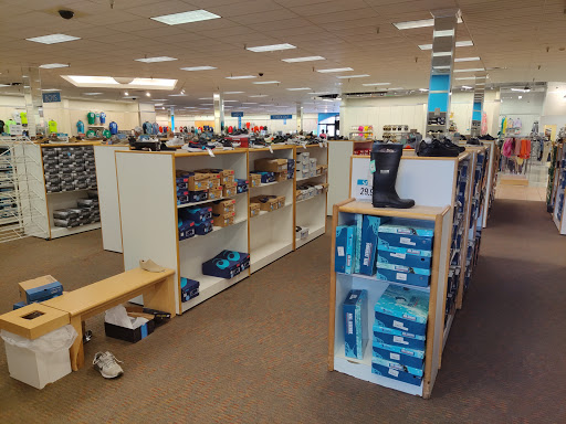 Clothing Store «Bealls Department Store», reviews and photos, 7101 FL-54, New Port Richey, FL 34653, USA