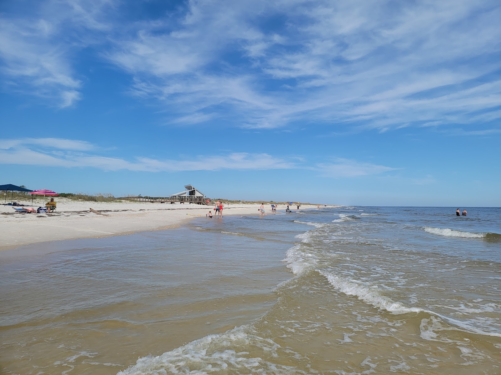 Φωτογραφία του St. George Island Beach με άσπρη άμμος επιφάνεια