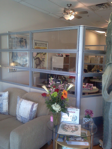 Auto Insurance Agency «State Farm: Lynn Hennessy», reviews and photos