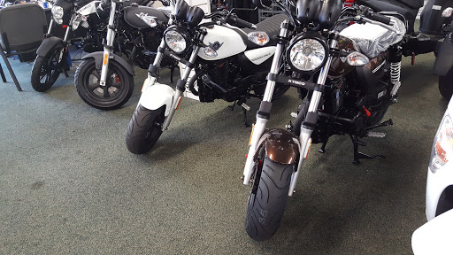 Motorcycle Parts Store «Seattle Cycle Center - Seattle Scooter Center», reviews and photos, 10201 Aurora Ave N, Seattle, WA 98133, USA