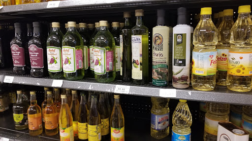 Grocery Store «Halal Import Food Market», reviews and photos, 701 E Pioneer Pkwy, Arlington, TX 76010, USA