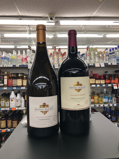 Convenience Store «Fast Stop Liquor & Food Store», reviews and photos, 750 46th St, Sacramento, CA 95819, USA