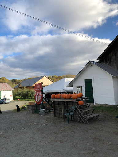 Orchard «Poverty Lane Orchards and Farnum Hill Ciders», reviews and photos, 98 Poverty Ln, Lebanon, NH 03766, USA