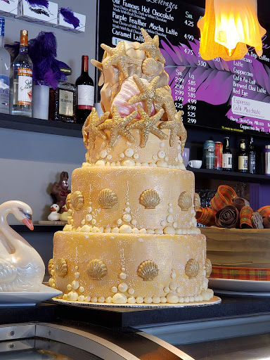 Dessert Shop «Purple Feather Cafe & Treatery», reviews and photos, 334 Commercial St, Provincetown, MA 02657, USA