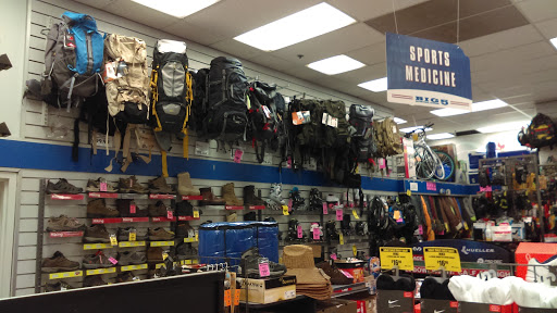 Sporting Goods Store «Big 5 Sporting Goods», reviews and photos, 1675 W Lacey Blvd, Hanford, CA 93230, USA
