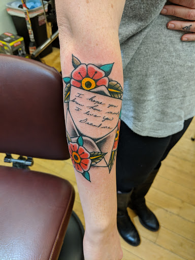 Tattoo Shop «Gypsy Rose Tattoo», reviews and photos, 1505 E Thomas Rd, Phoenix, AZ 85014, USA