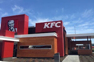 KFC Auckland Airport Shopping Centre image