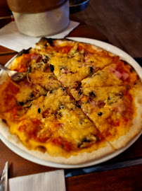 Pizza du Restaurant La Paillote à Aix-en-Provence - n°6