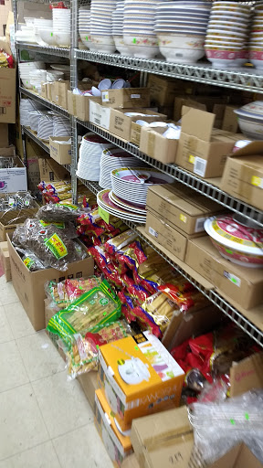 Asian Grocery Store «Lucky Oriental Mart», reviews and photos, 8356 sw 40 st D-I, Miami, FL 33155, USA