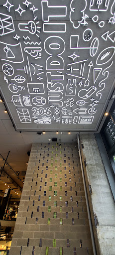 Sporting Goods Store «Nike Seattle», reviews and photos, 1500 6th Ave, Seattle, WA 98101, USA