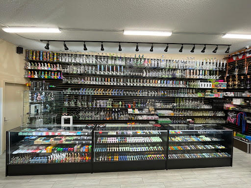 Tobacco Shop «2 Way Smoke Shop», reviews and photos, 7422 N 51st Ave, Glendale, AZ 85301, USA