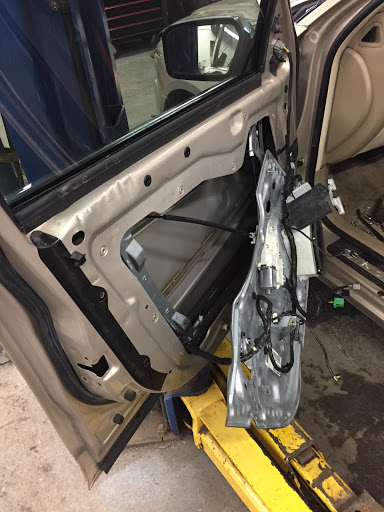 Auto Repair Shop «Mass Tire & Auto Service, Inc.», reviews and photos, 76 Pond St, South Weymouth, MA 02190, USA