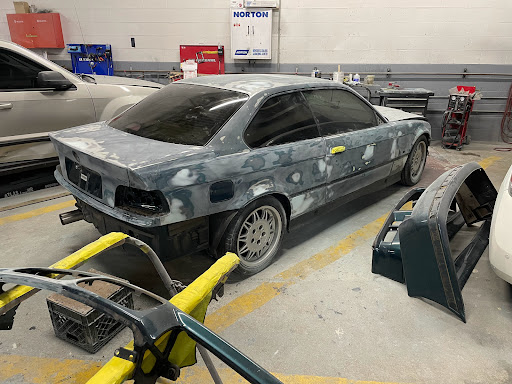 Auto Body Shop «E&M Auto Body Shop», reviews and photos, 3120 River Rd, River Grove, IL 60171, USA