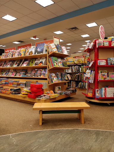 Barnes & Noble image