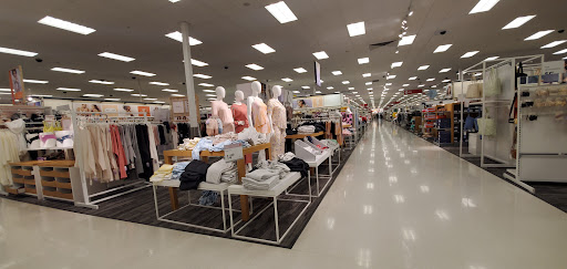 Department Store «Target», reviews and photos, 4500 Macdonald Ave, Richmond, CA 94805, USA