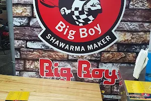 Big boy shawarma maker, barbecue and moctails image