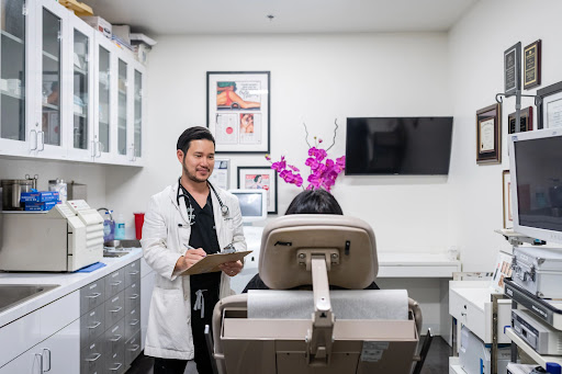 Timeless Health MD by Dr. Tangchitnob image