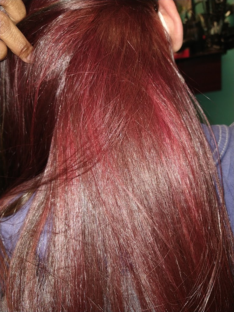 Dominican Touch Unisex Salon 08104