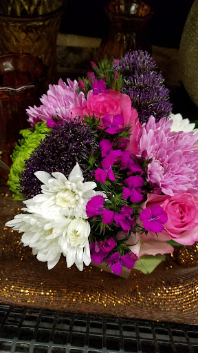 Grocery Store «Quality Food Center», reviews and photos, 1009 Monroe Ave, Enumclaw, WA 98022, USA