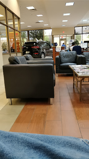Hyundai Dealer «Huffines Hyundai McKinney», reviews and photos, 1301 N Central Expy, McKinney, TX 75070, USA