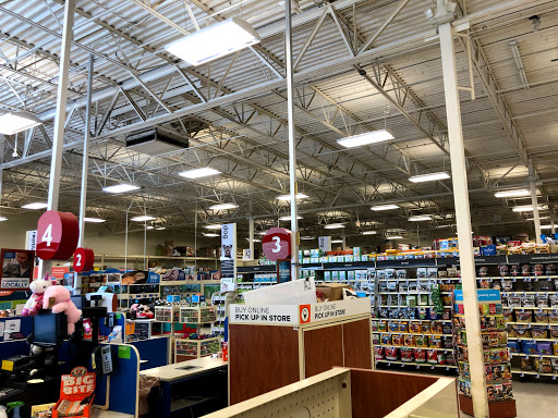 Pet Supply Store «PetSmart», reviews and photos, 3585 N Shiloh Dr, Fayetteville, AR 72703, USA