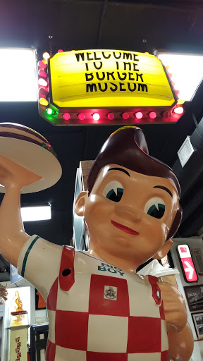 Museum «Burger Museum by Burger Beast», reviews and photos, 450 NW 37th Ave, Miami, FL 33125, USA