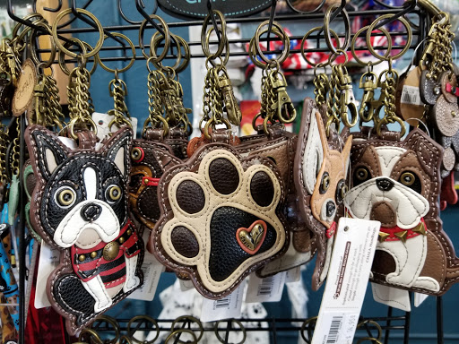 Pet Supply Store «Dog-Mania & Cats», reviews and photos, 37846 Meridian Ave, Dade City, FL 33525, USA