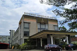 Borneo Emerald Hotel image