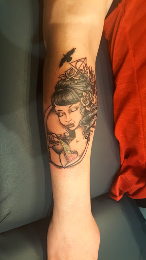 Explore side boob tattoos ideas, creative tattoo ideas in Owensboro, available at Lady Luck Tattoo and Body Piercing