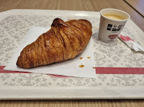 Croissant du Restaurant servant le petit-déjeuner Brioche Dorée à Lille - n°8