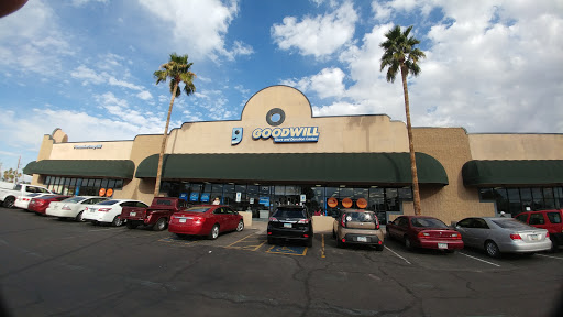 Thrift Store «Mckellips Goodwill Retail Store, Donation Center & Career Center», reviews and photos, 106 E McKellips Rd, Mesa, AZ 85201, USA