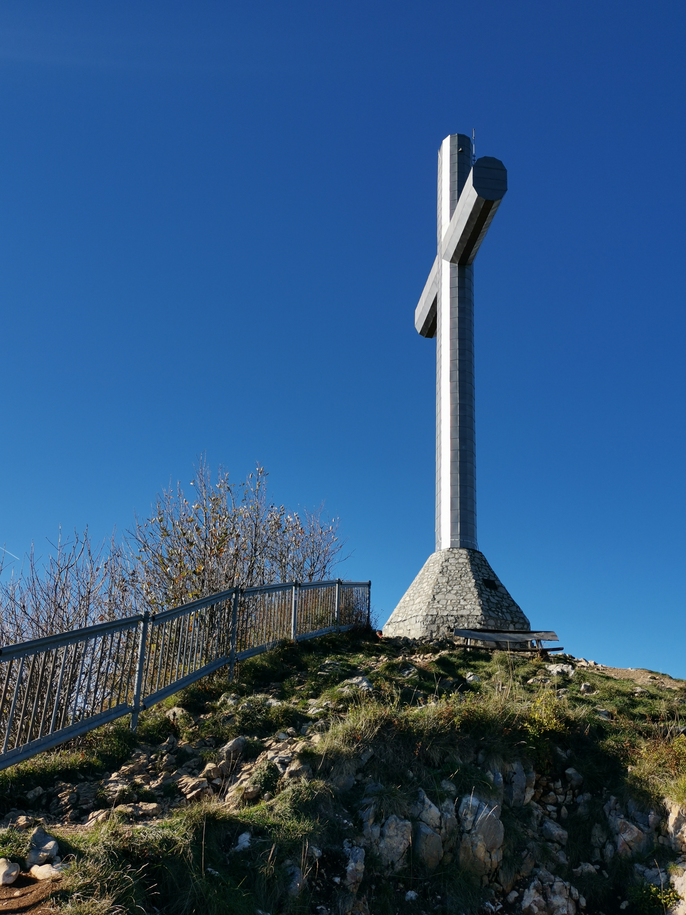 Photo n° 6 de l'avis de MARCHAND.a fait le 23/10/2022 à 08:44