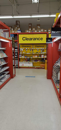 Office Supply Store «Staples», reviews and photos, 5245 Elmore Avenue, Davenport, IA 52807, USA