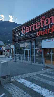 Carrefour Market Luz Saint Sauveur à Esquièze-Sère