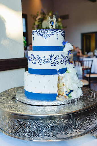 Krumbs Cakes image