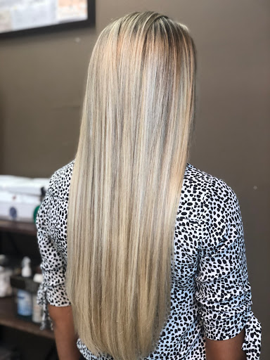 Hair Salon «Cuttin-Loose Hair Salon», reviews and photos, 523 N Krome Ave, Homestead, FL 33030, USA