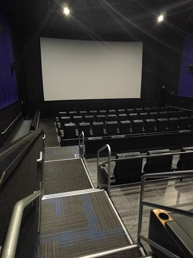 Movie Theater «Regal Cinemas Park Place 16 & RPX», reviews and photos, 7200 US-19, Pinellas Park, FL 33781, USA
