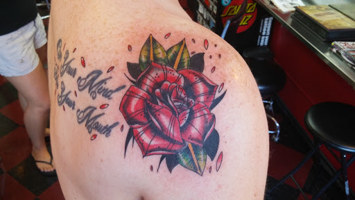 Tattoo Shop «Nova Tattoo Studio», reviews and photos, 4938 N Lombard St, Portland, OR 97203, USA