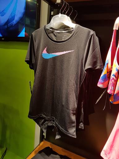 Nike Multiplaza Escazú