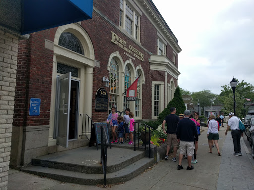Book Store «Eight Cousins Books», reviews and photos, 189 Main St, Falmouth, MA 02540, USA