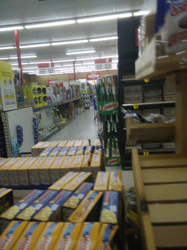 Grocery Store «Grocery Outlet Bargain Market», reviews and photos, 4157 NW U.S. 101 #101, Lincoln City, OR 97367, USA