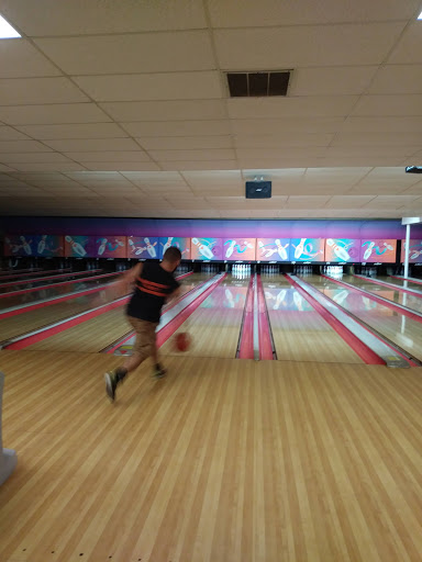 Bowling Alley «Parkside Lanes», reviews and photos, 815 S Co Rd 200 W, Greensburg, IN 47240, USA
