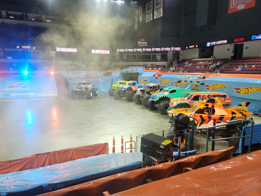 Hockey Club «Bakersfield Condors Pro Hockey», reviews and photos