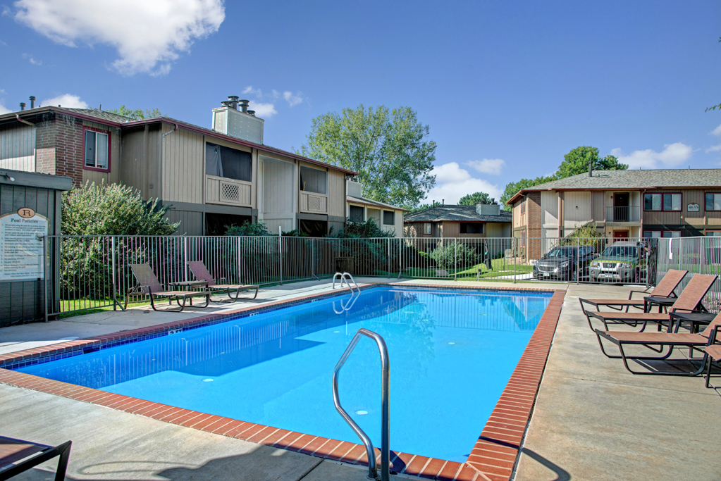 The Retreat at Austin Bluffs Apartment Homes